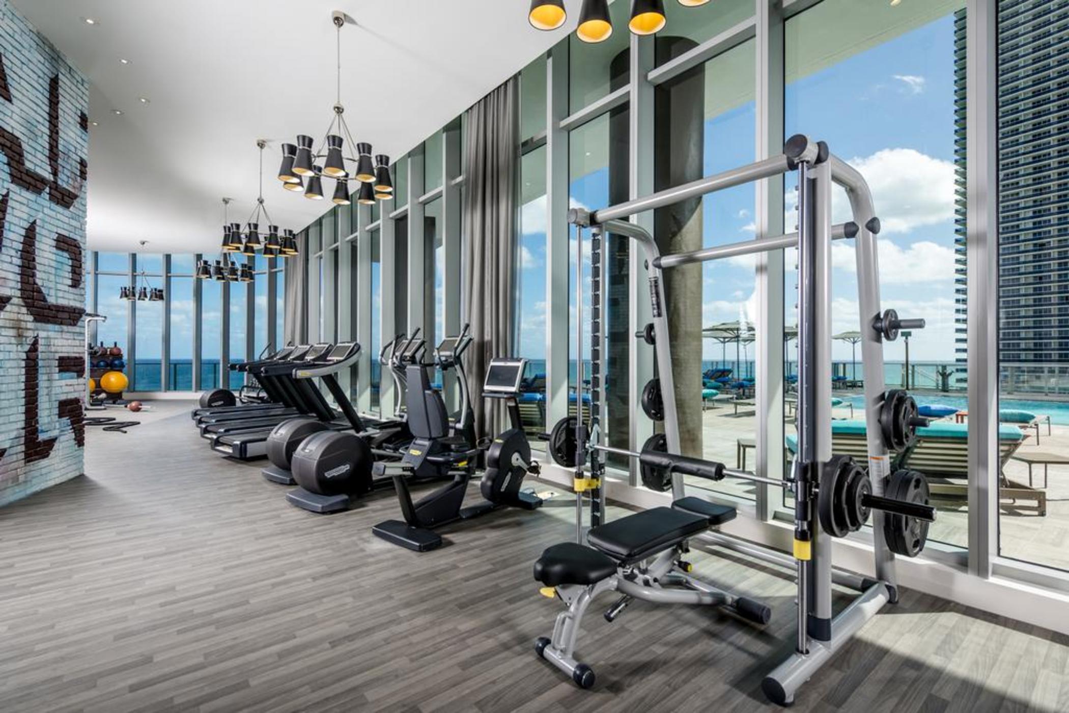 Lyfe Resort & Residences Hollywood Buitenkant foto