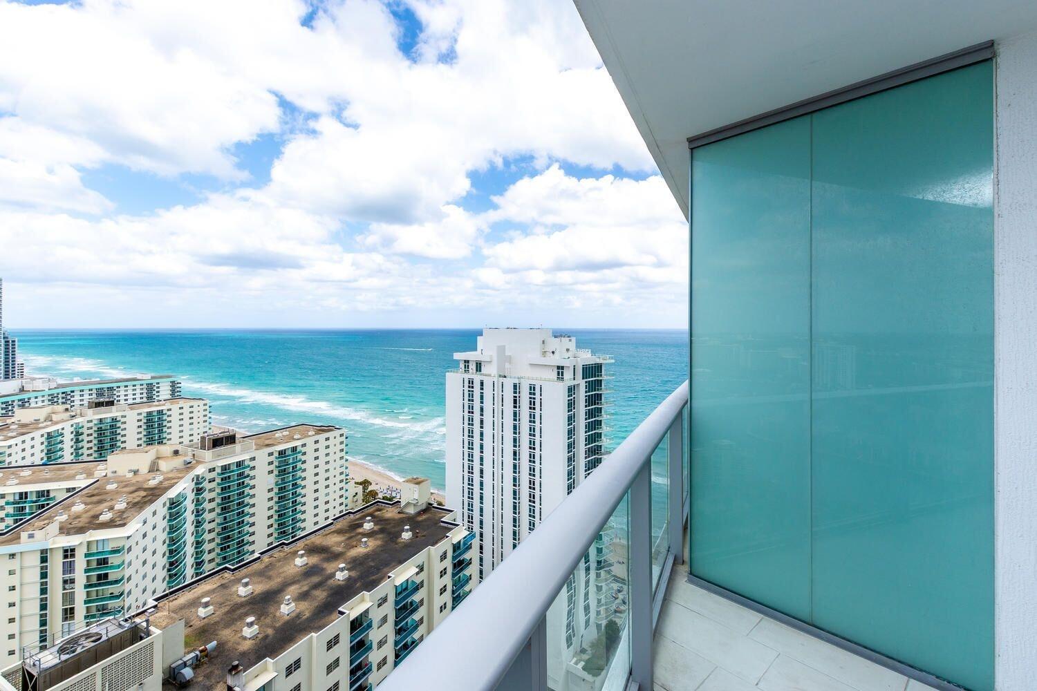 Lyfe Resort & Residences Hollywood Buitenkant foto