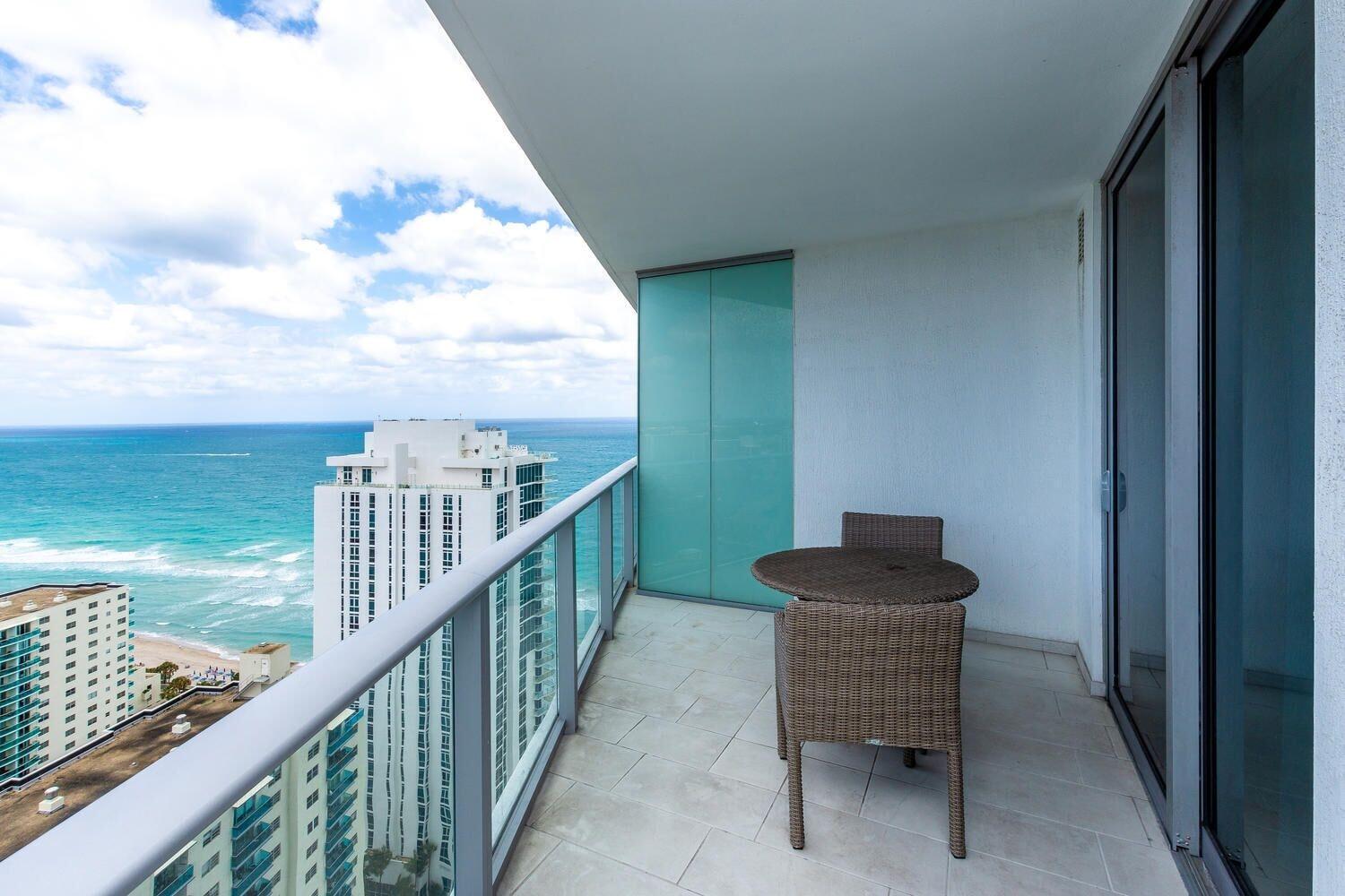 Lyfe Resort & Residences Hollywood Buitenkant foto
