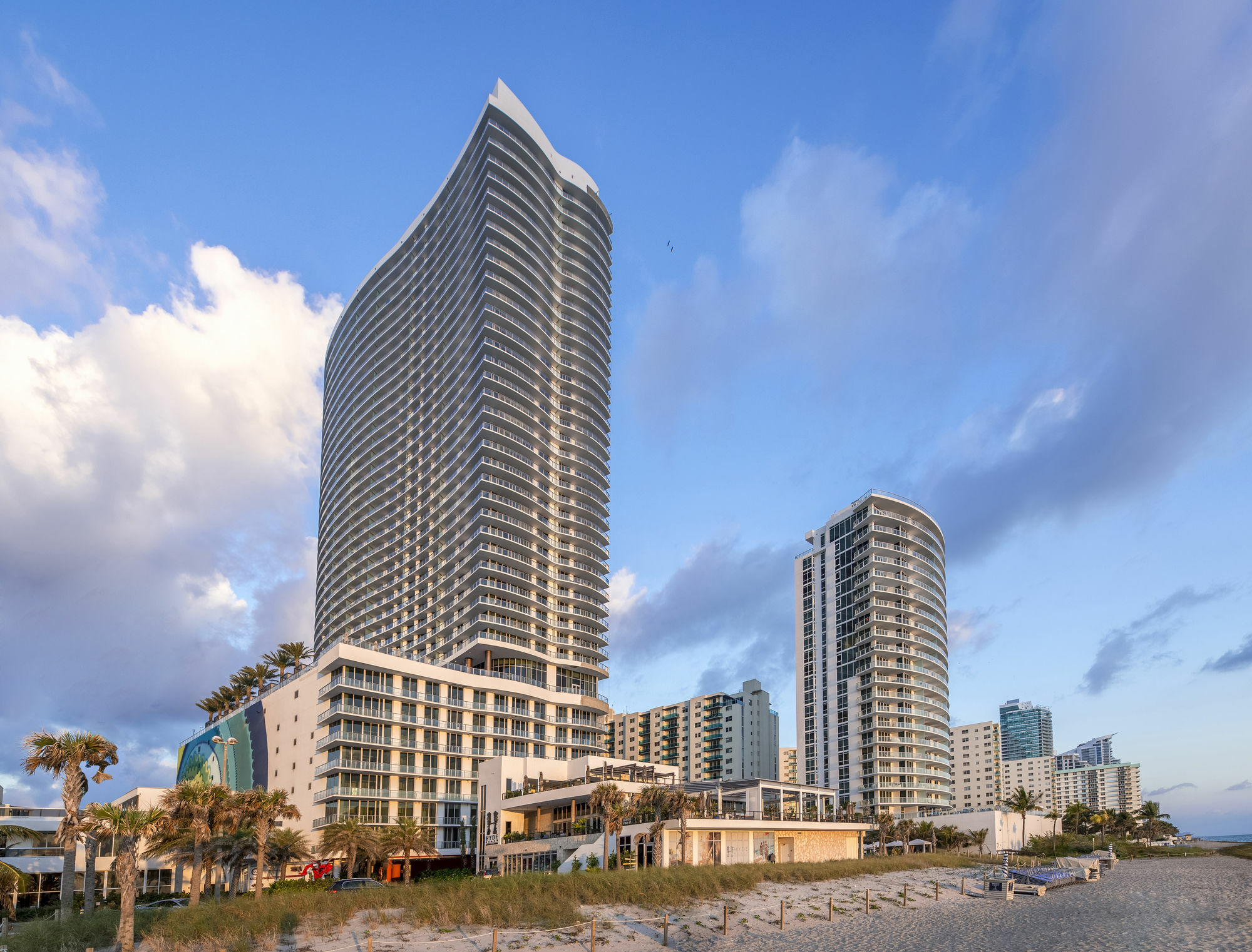Lyfe Resort & Residences Hollywood Buitenkant foto